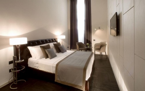 Piazza Del Gesu' Luxury Suites image 2