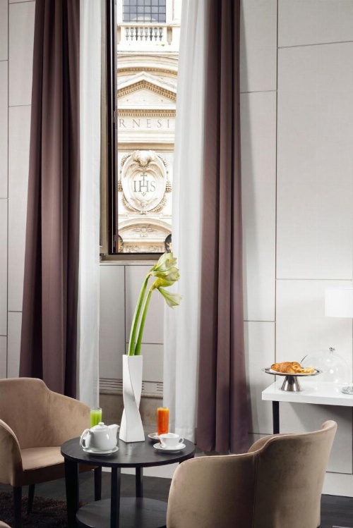 Piazza Del Gesu' Luxury Suites image 7